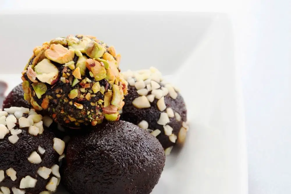 10 Mouthwatering Fudge Ball Recipes