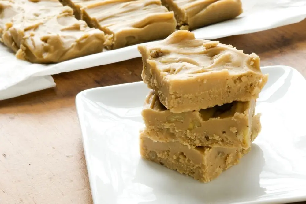 7 Melt-In-The-Mouth Maple Walnut Fudge Recipes