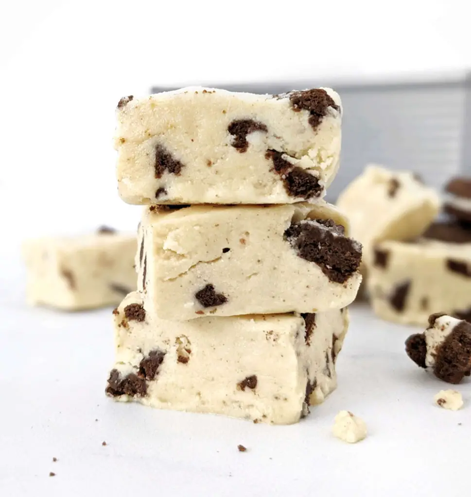 Cookies and Cream Protein Fudge - Hayl’s Kitchen